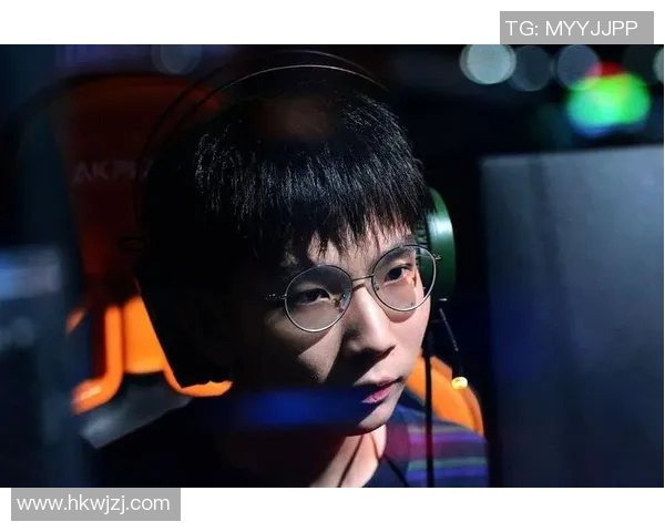 陈强专访：从职业选手到电竞传奇的英雄联盟成长之路