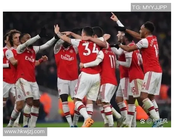 亨克与华斯兰激战正酣谁能在这场对决中笑到最后