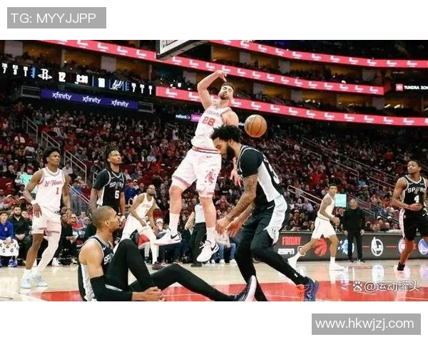 布鲁克洛佩斯：从篮筐之下的巨人到NBA的战术大师之路