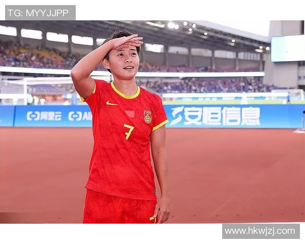 重庆网球队在城市联赛中以51分稳居积分榜首位展现强劲实力